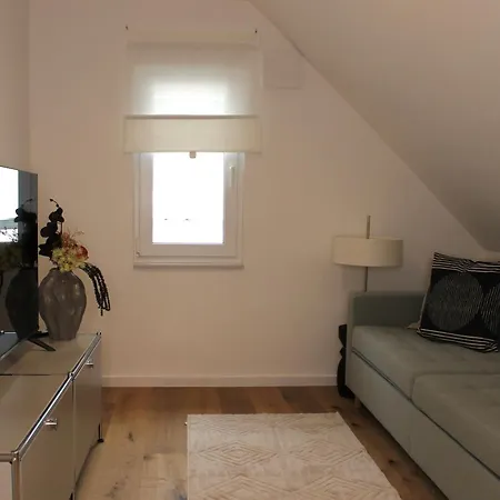 Lägenhet Schoener Wohnen In Der Suedstadt 6 Personen, Balkon, Fahrradgarage Paderborn