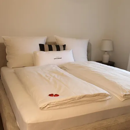 Schoener Wohnen In Der Suedstadt 6 Personen, Balkon, Fahrradgarage * Paderborn